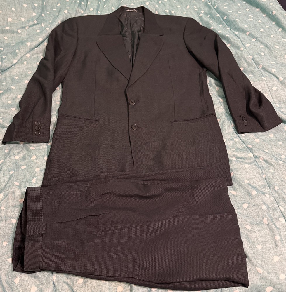 Georgio Armani Men's 42R Gray Virgin Wool 2-Piece Suit Made in Italy