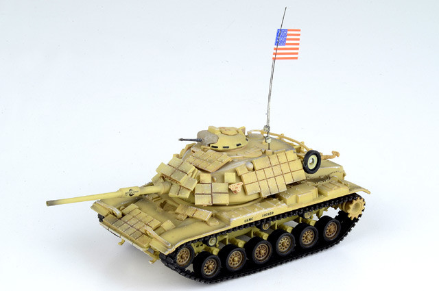 Precision Model Art 1/72 M60A1 Patton Tank American Express USMC