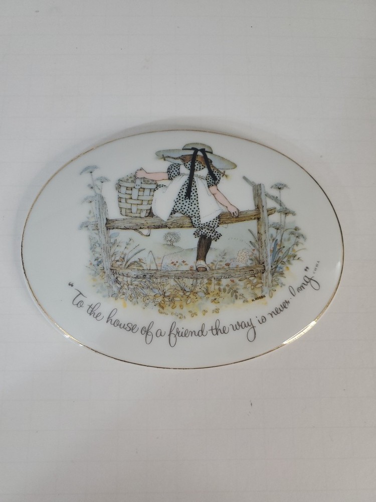 Vintage Holly Hobbie Porcelain Wall Hanging Plaque 