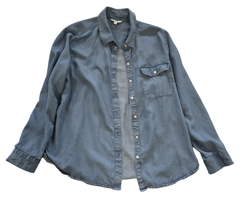 Lucky Brand Women's Blue Lightweight Denim Button Up Long Sleeve Shirt Size XL