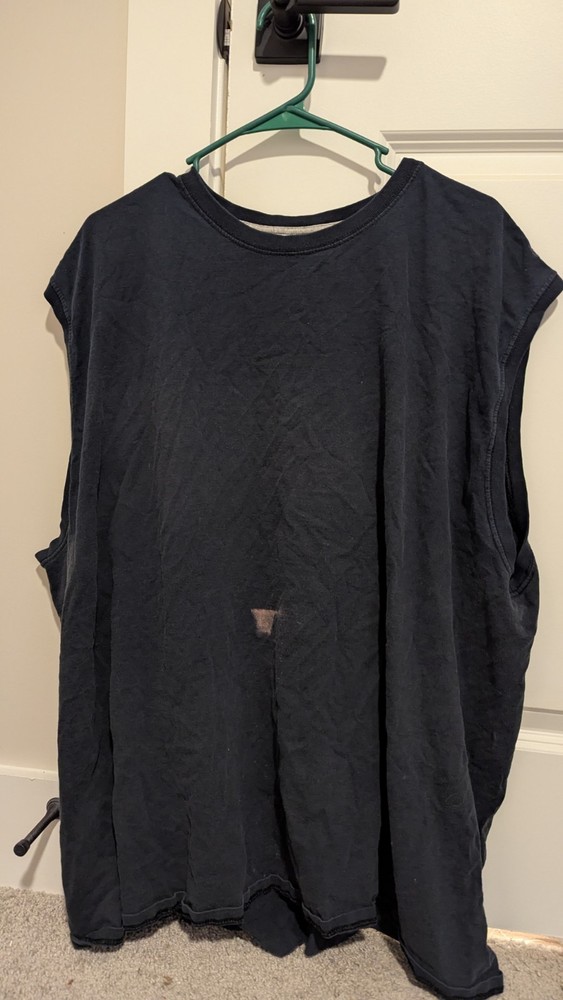 Men's Black Fruit Of The Loom Sleeveless Tank Size 3XL