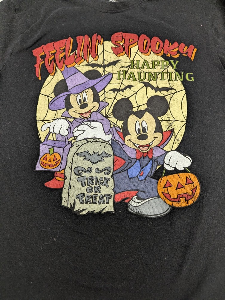 Disney Mickey Mouse Minnie kids Trick or Treat Halloween Throwback T-Shirt