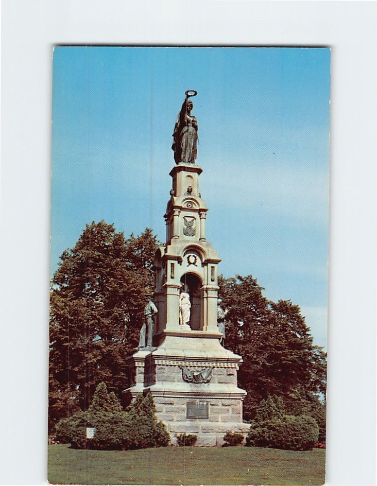 Postcard Soldiers And Sailors Monument in Seaside Park Bridgeport CT USA