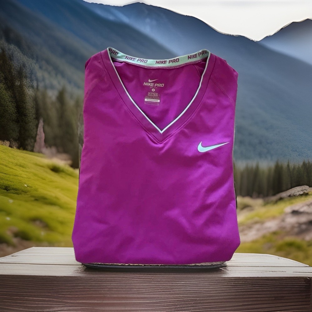 Women’s Nike Slim Fit Size Small V Neck, Dri-fit