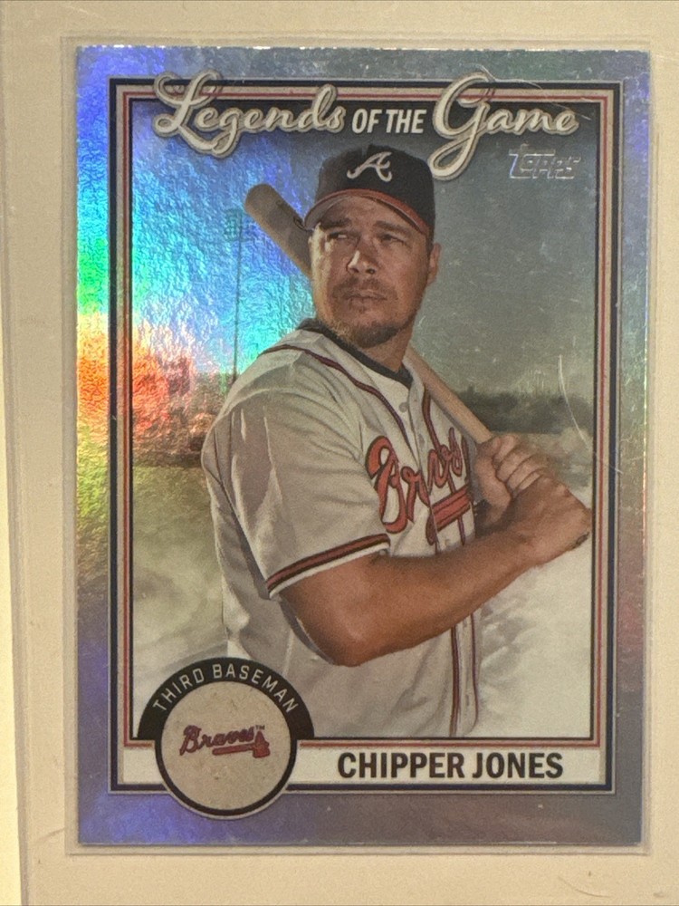 2023 Topps Series 2 Legends of the Game Chipper Jones #LG-17 Baseball Card