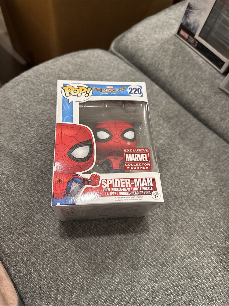 Funko Pop! Marvel Spiderman Homecoming Spider-Man #220 Collector Corps Exclusive