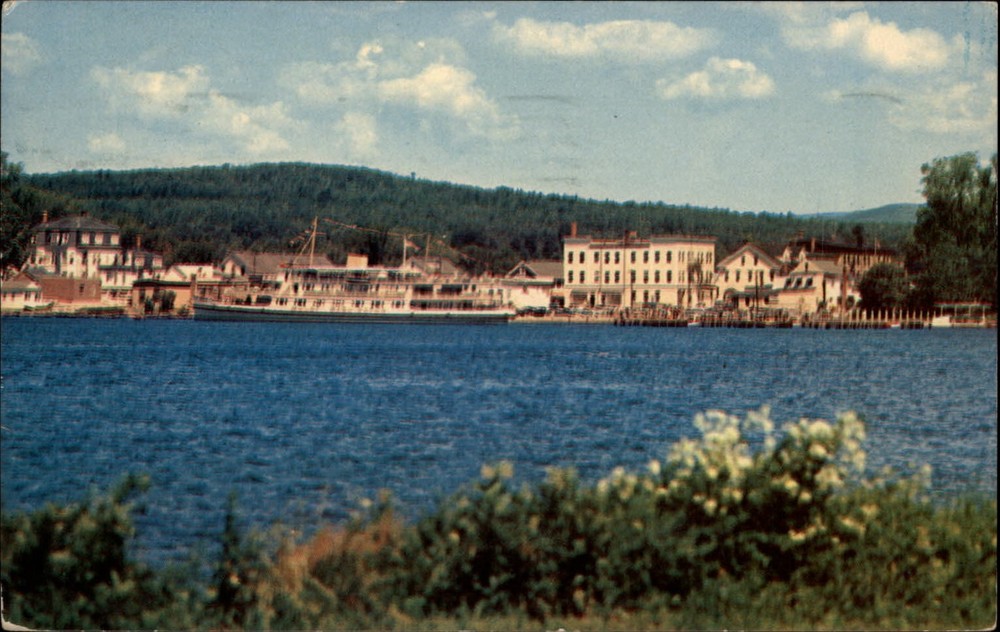 New Hampshire Wolfeboro Lake Winnipesaukee Mt Washington ~ 1970 postcard sku469