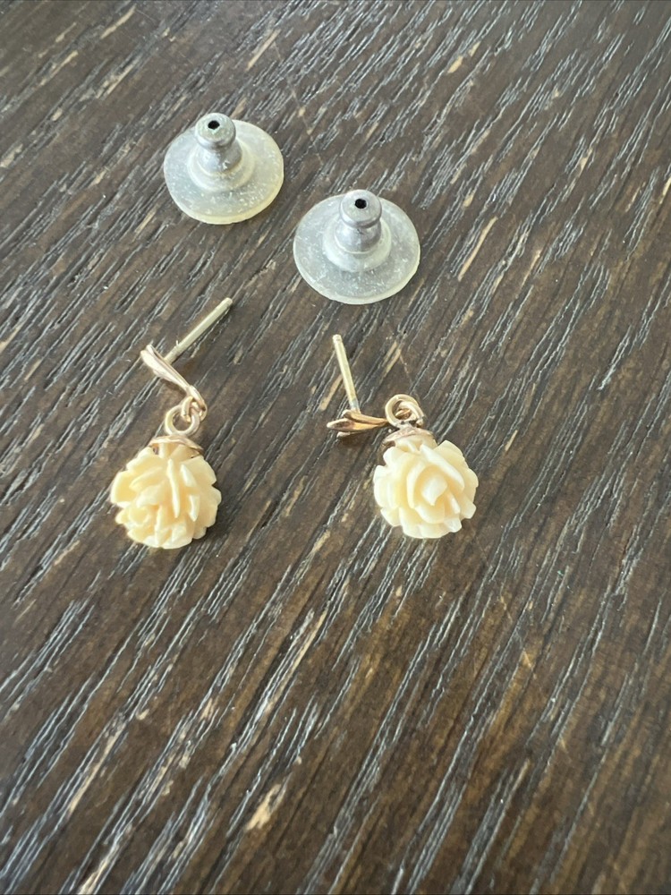 Celluloid Dangle Earrings Carved Rose Floral Flower Cream Gold Tone Vintage