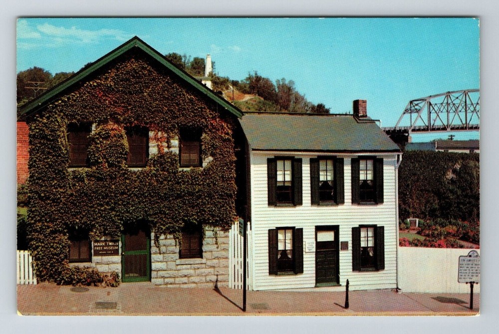 Hannibal MO-Missouri, The Museum And Mark Twain Boyhood Home, Vintage Postcard
