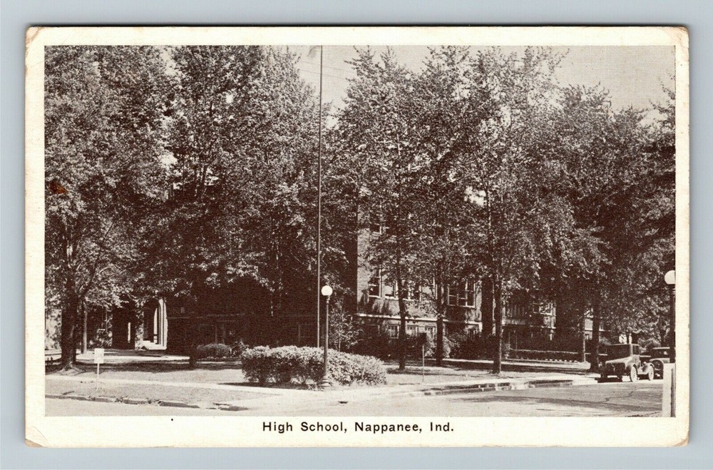 Nappanee IN Indiana, High School, c1935 Vintage Postcard