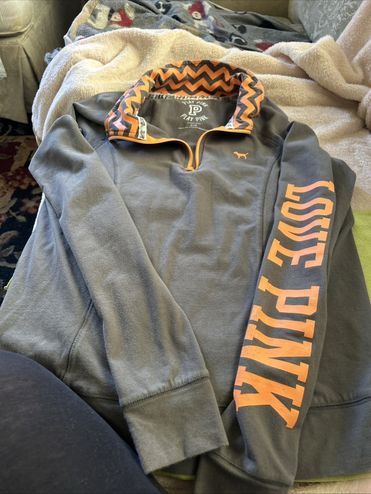 Victoria Secret Love Pink Gray/Orange 1/4 Zip Long Sleeve Play Pink Size Medium