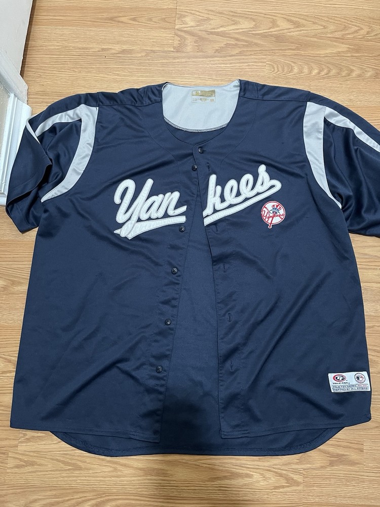 00’s TRUE FAN YANKEES JERSEY MLB SIZE LARGE OVERSIZED CONDITION 8/10