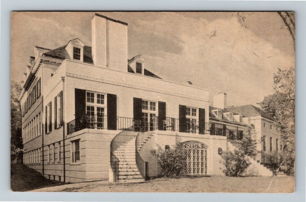 Northampton MA-Massachusetts, Smith College Alumnae House Vintage Postcard