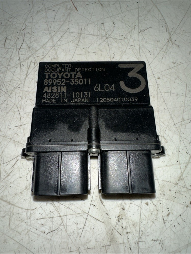 Toyota Camry Tacoma Corolla Prius Vibe Computer Occupant Detection / 89952-35011