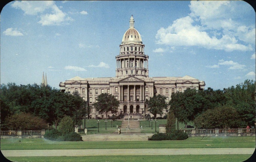 Denver Colorado Capitol building from Civic Center gold dome vintage postcard