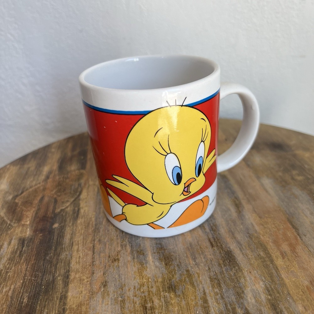Warner Bros. Looney Tunes Tweety Red Coffee Mug Tea Cup