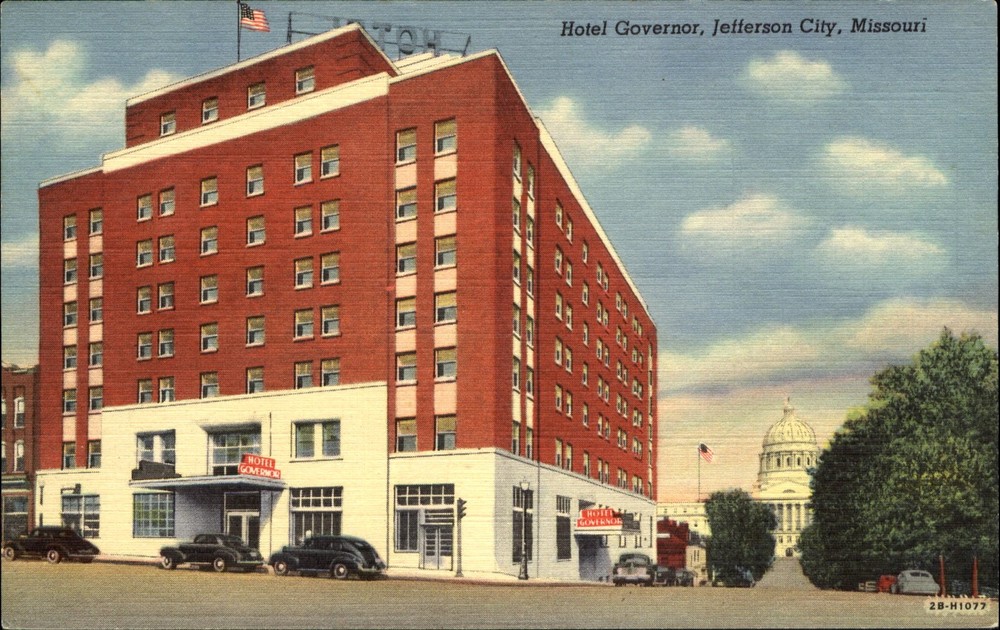 Hotel Governor Jefferson City Missouri MO ~ 1940s vintage postcard