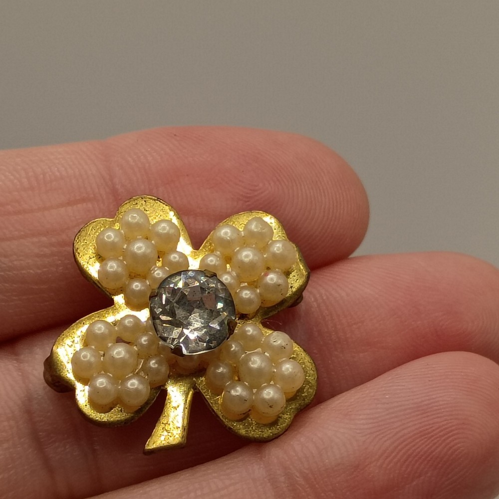Vintage Clover Brooch Gold Tone Four Leaf Faux Pearl Rhinestone Lucky
