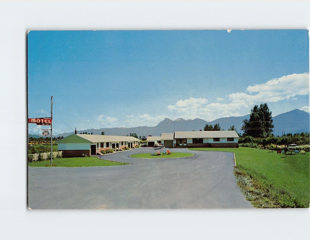 Postcard Rainbow Motel Chilliwack British Columbia Canada