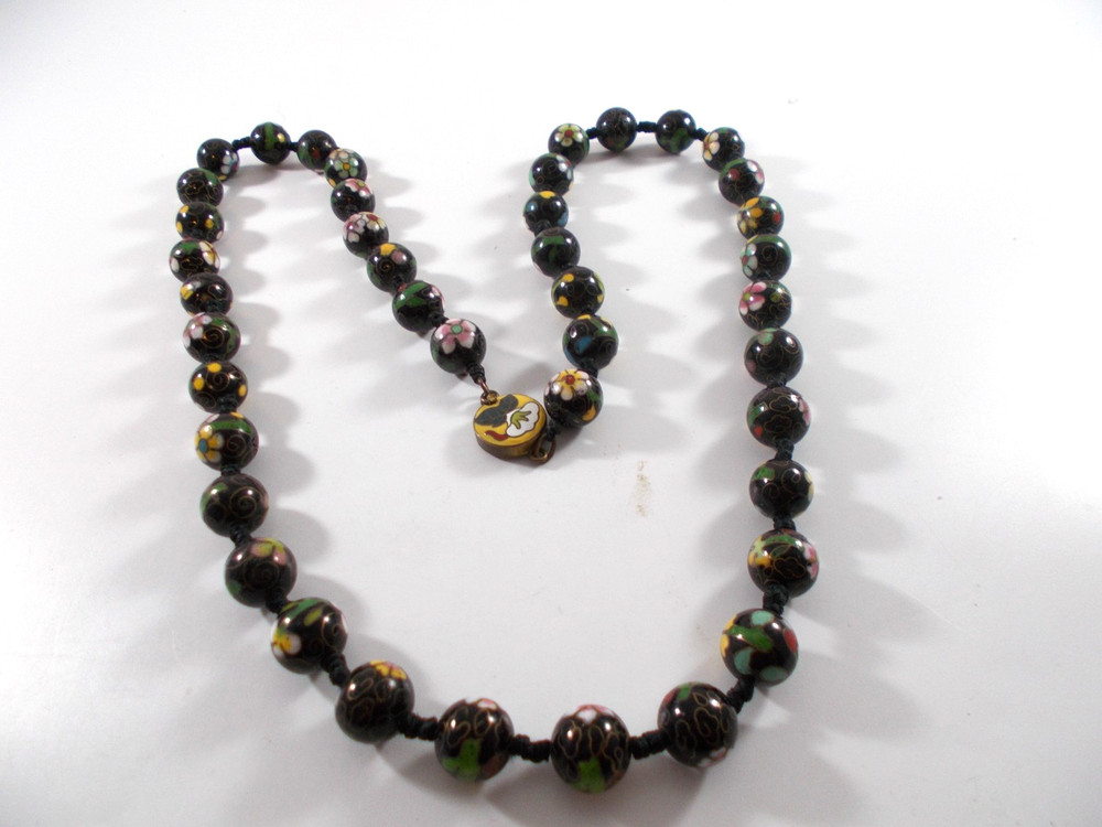 VTG Hand Painted Porcelain Chinese Export Bead Necklace Cloisonné Clasp