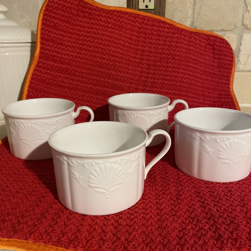 Mikasa South Hampton Coffee Mugs Set of 4 Embossed Light Beige Scrolls DY902