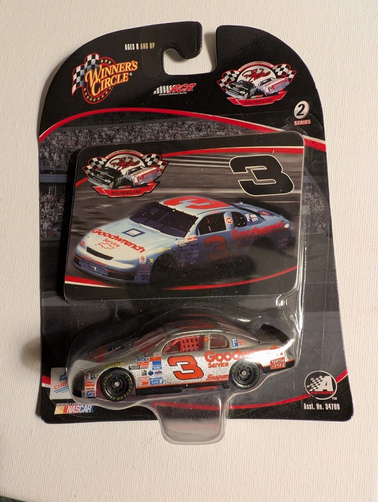2005 Winners Circle 1/64 Dale Earnhardt #3 Goodwrench RCR Museum Series 2 Car