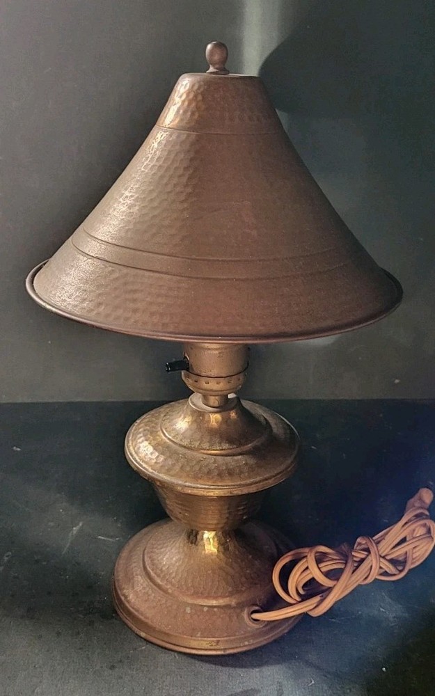 Vintage Small Hammered Brass/Copper Lantern-Style Table Lamp, Circa 40-50s, 12