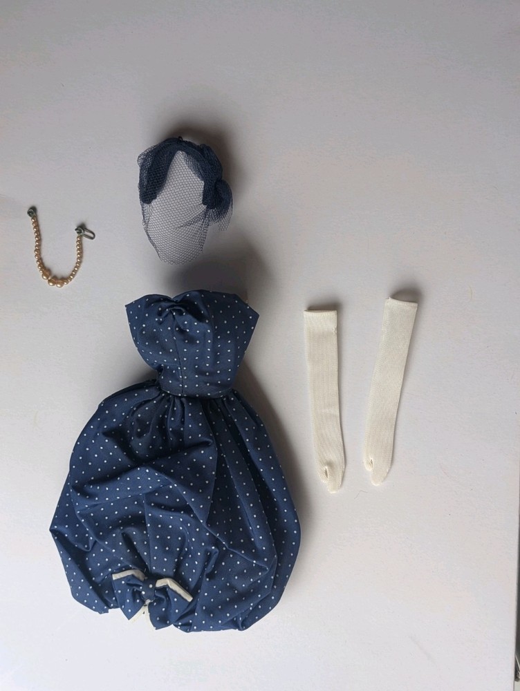 Vintage Barbie Gay Parisienne #964 Missing Stole purse shoes