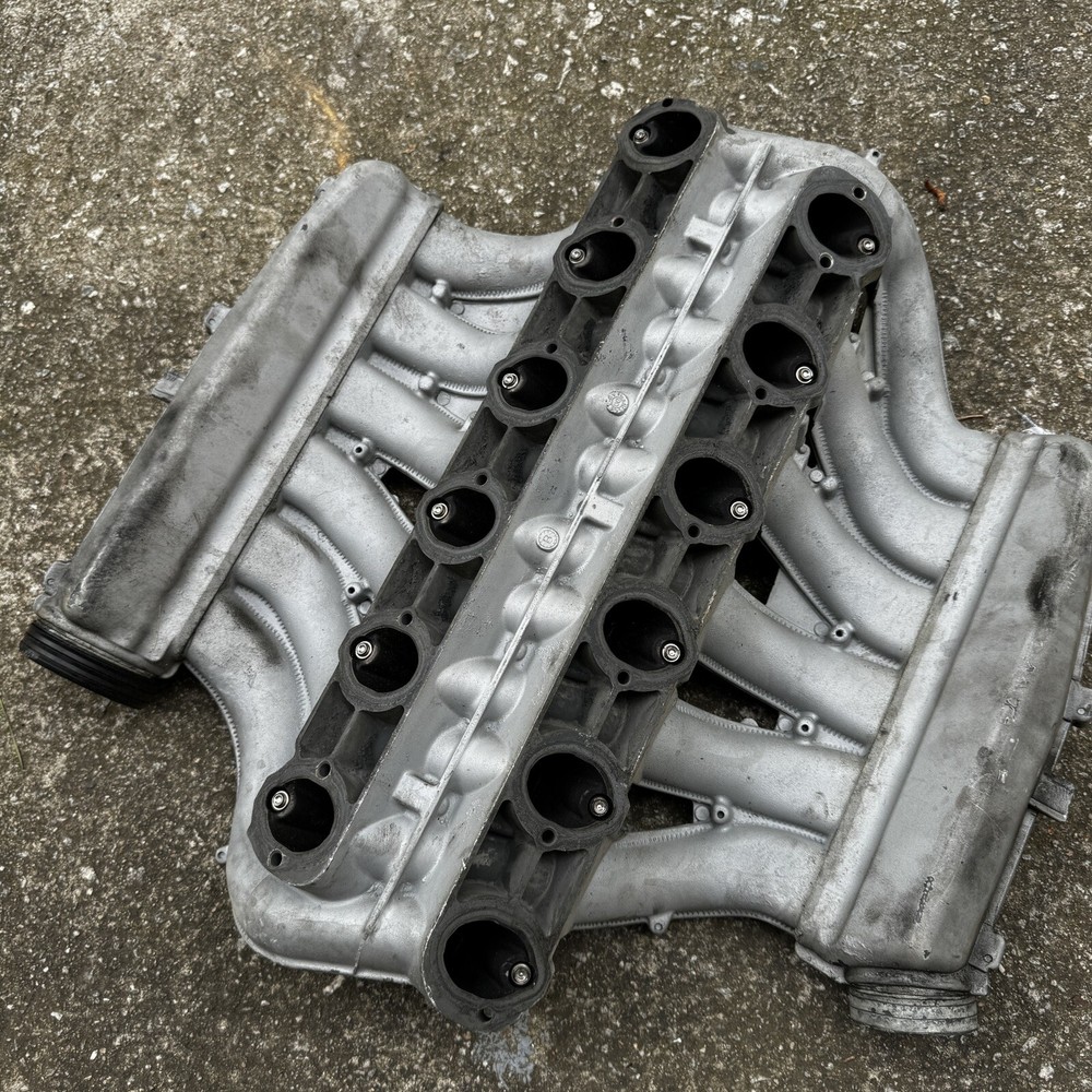 2001-2002 Mercedes CL600 S600 V12 5.8L M137 Intake Manifold W215 W220