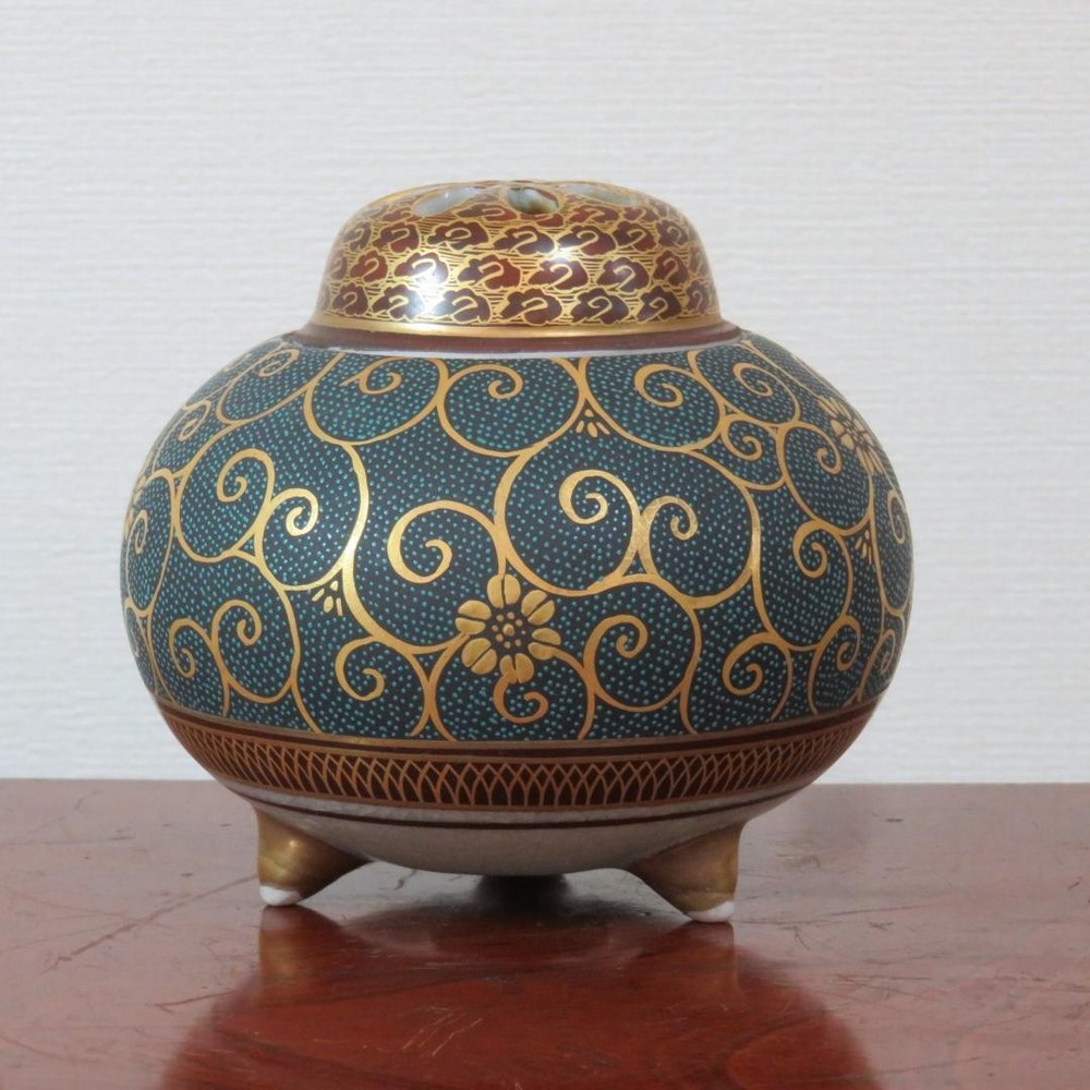 Kutani Taketaka Incense Burner Blue Grain Arabesque Tea Ceremony Use