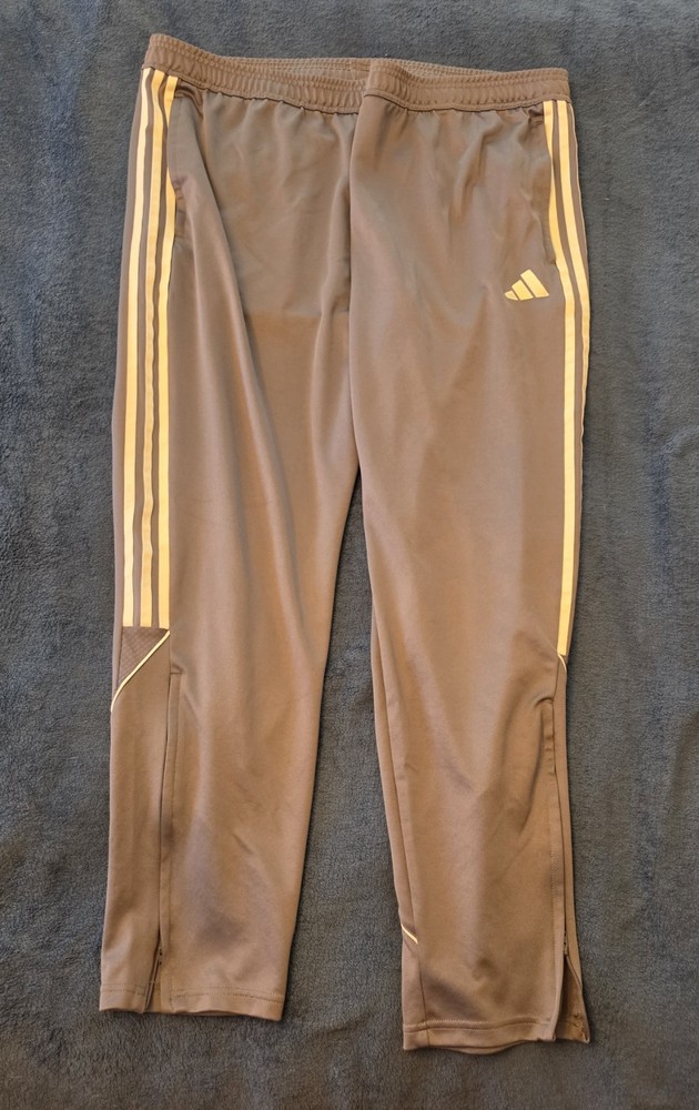 adidas AEROREADY Men's Track Pants L Gray 3-Stripe Striped Ankle Zip