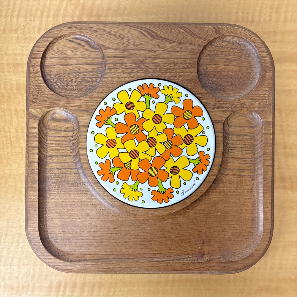Square Goodwood Ceramic Tile and Wood Cheese Tray - Japan - Vintage Retro Floral