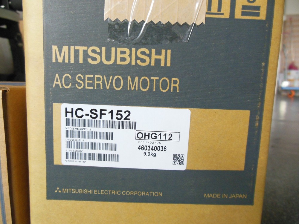 1PC   HC-SF152 SERVO MOTOR HCSF152 New In Box Expedited Shipping *yt