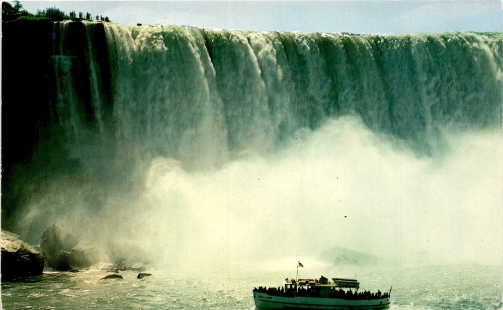 Maid of the Mist, Horseshoe Falls, Niagara Falls, Jordan, Canada Postcard