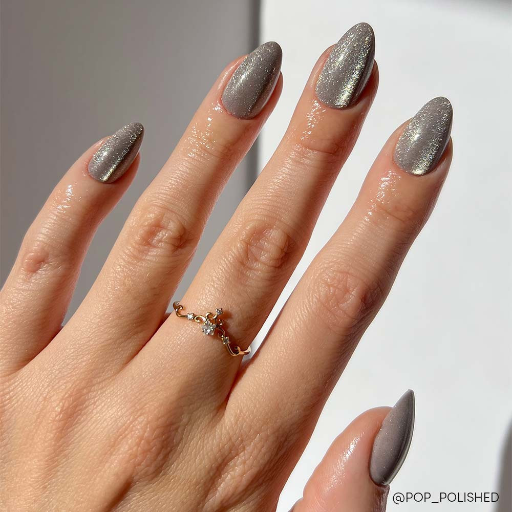 GLAMNETIC OSLO Press-on Nails Short Almond Shape Brand New in Box Ready to Wear