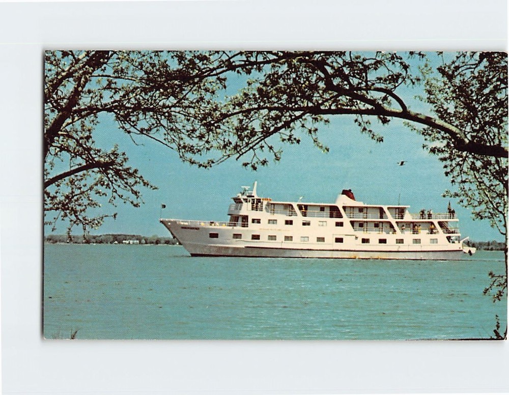 Postcard Independence American Cruise Lines Haddam Connecticut USA