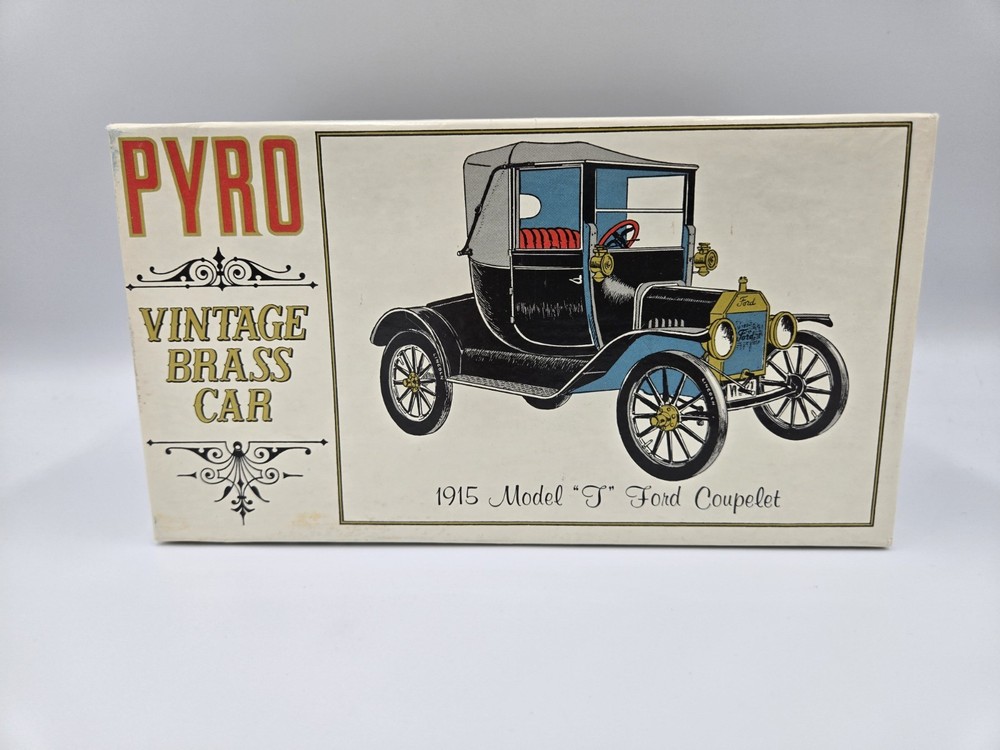 Vintage 1967 PYRO 1915 Model  