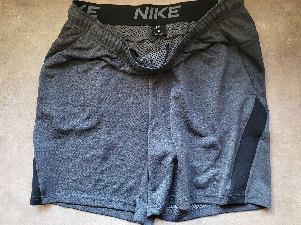 Nike Dri-FIT Men's Athletic Shorts XL Gray Black
