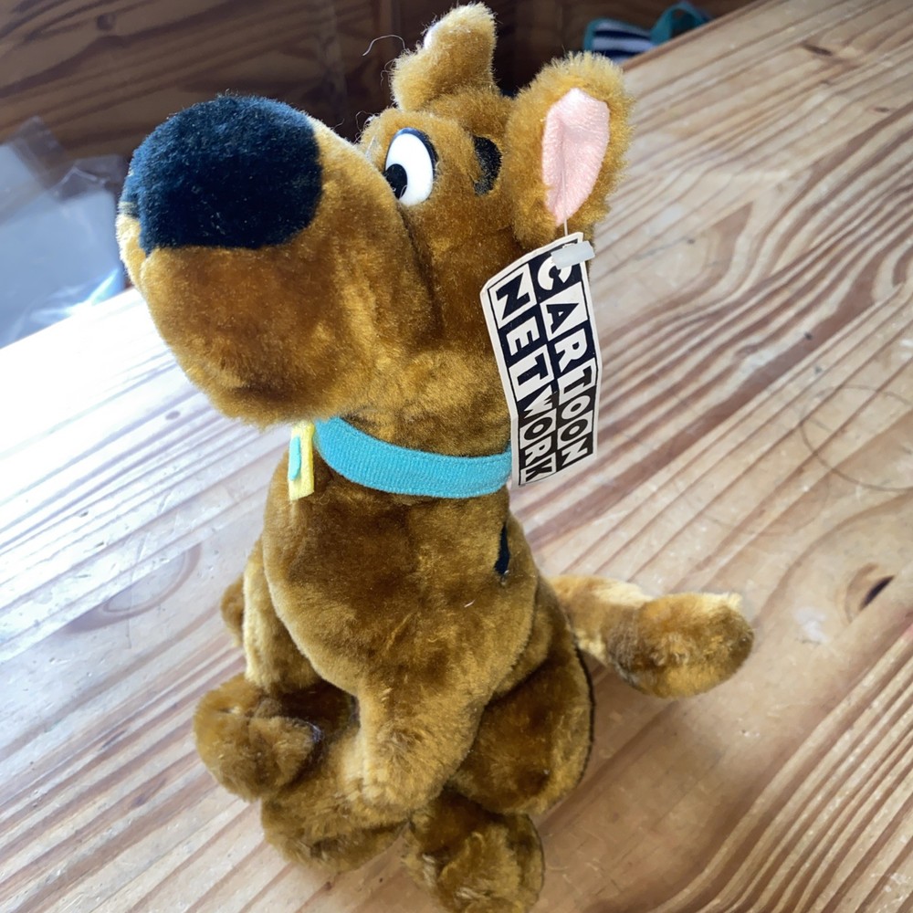 Vintage 1997 Scooby Doo Cartoon Network Plush Stuffed Animal with Original Tag