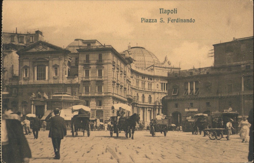 Italy Napoli Piazza S. Ferdinando Original Vintage Postcard
