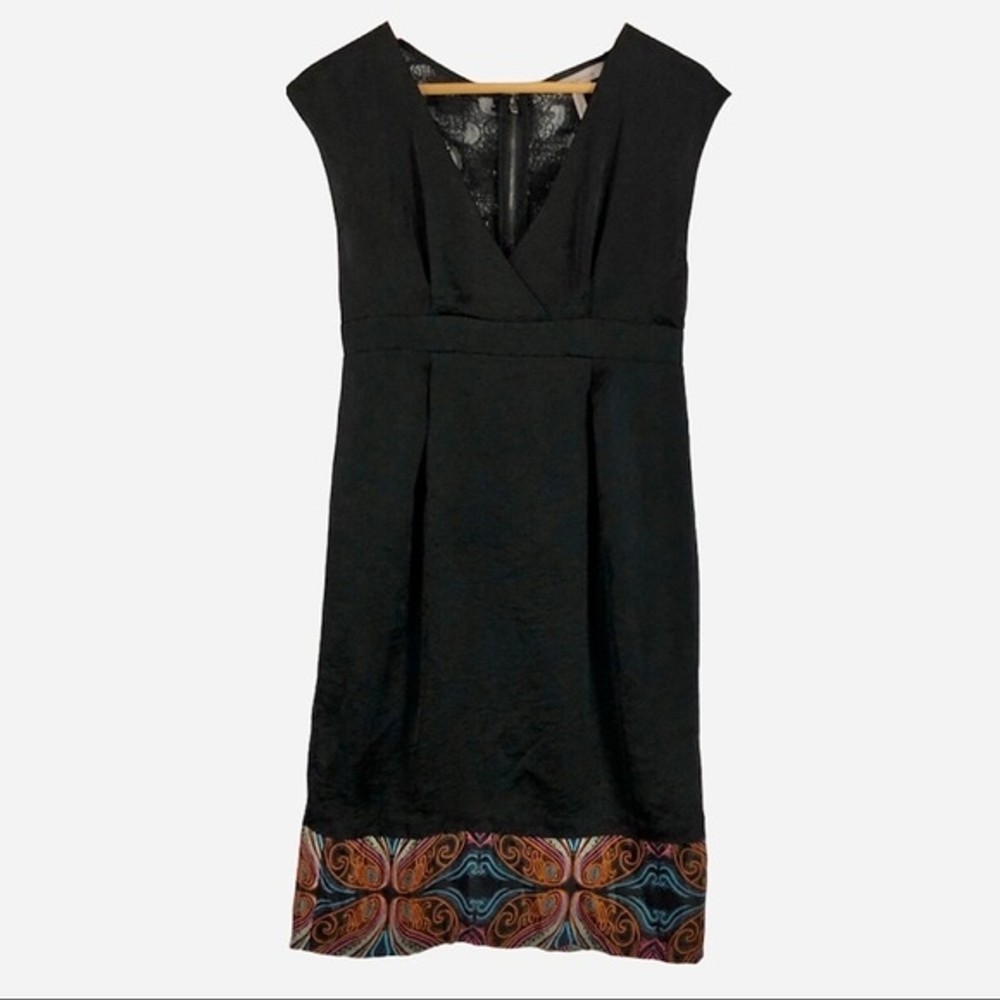 BCBGeneration Dress Women 6 Black Lace V-Neck Cap Sleeve Cocktail Modified Hem