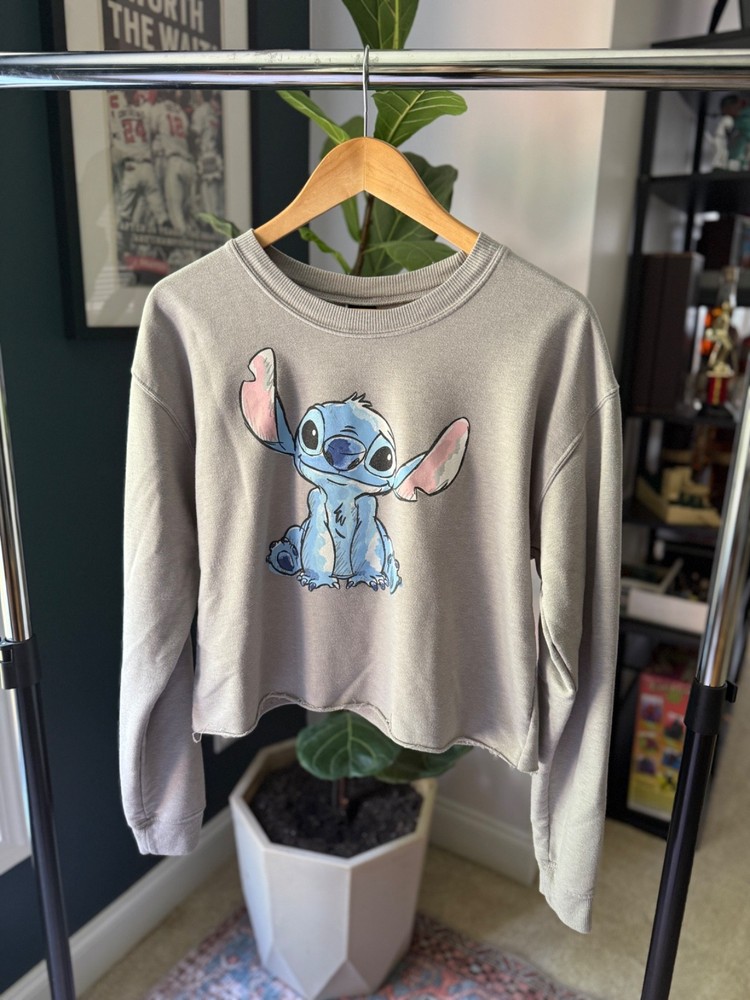 Disney Lilo & Stitch Women's Size Medium Cropped Pullover Sweatshirt— Grey