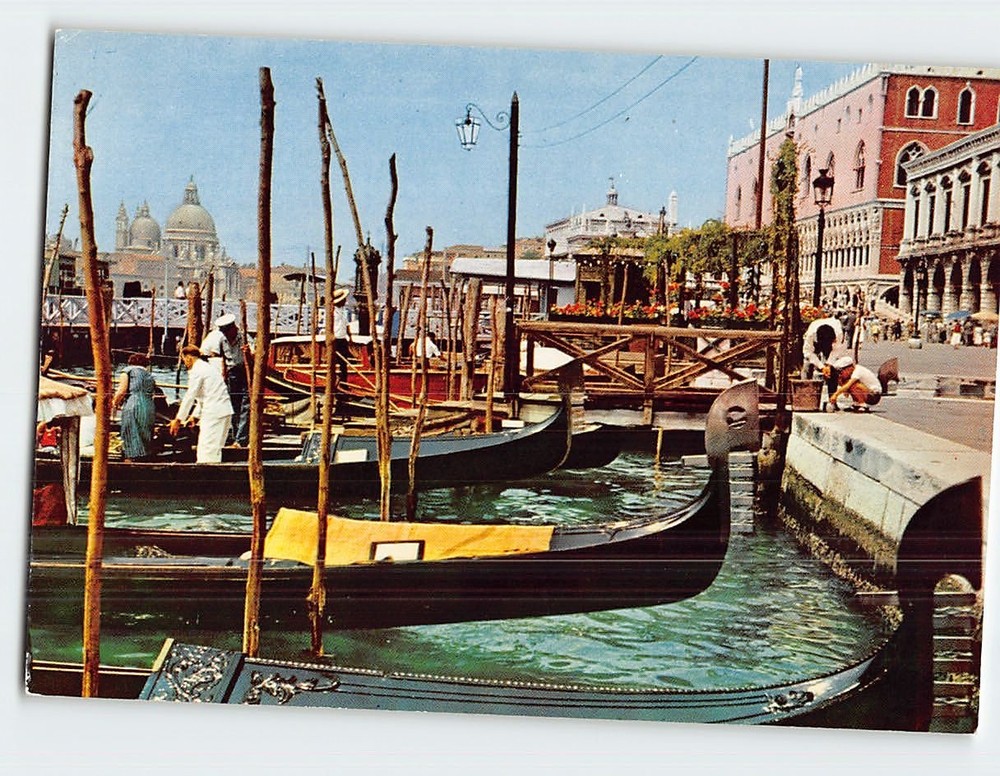Postcard Gondole a Riva degli Schiavoni Venice Italy