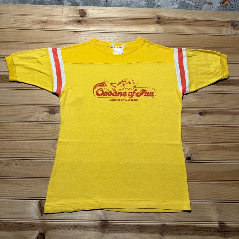Vintage 70s Oceans of Fun Kansas City Missouri Themed Water Park Shirt Youth XL