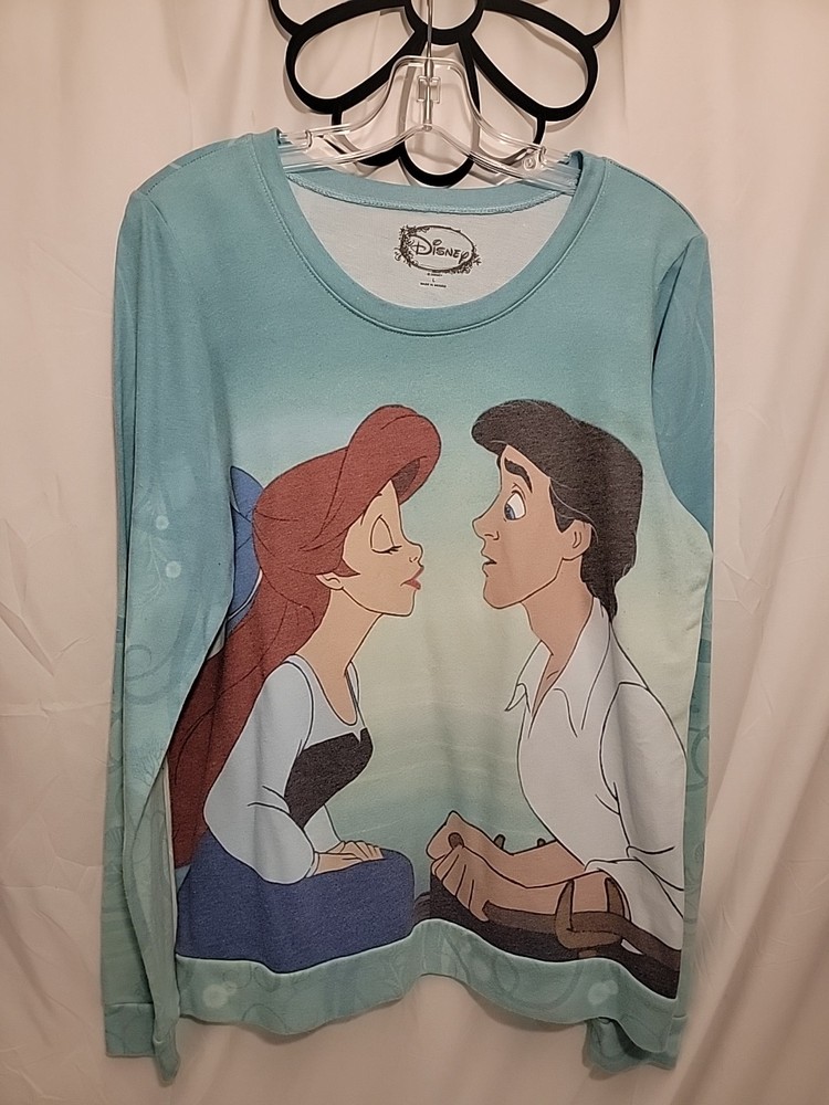 Ladies Disney Sweatshirt Featuring The Little Mermaid Size Large