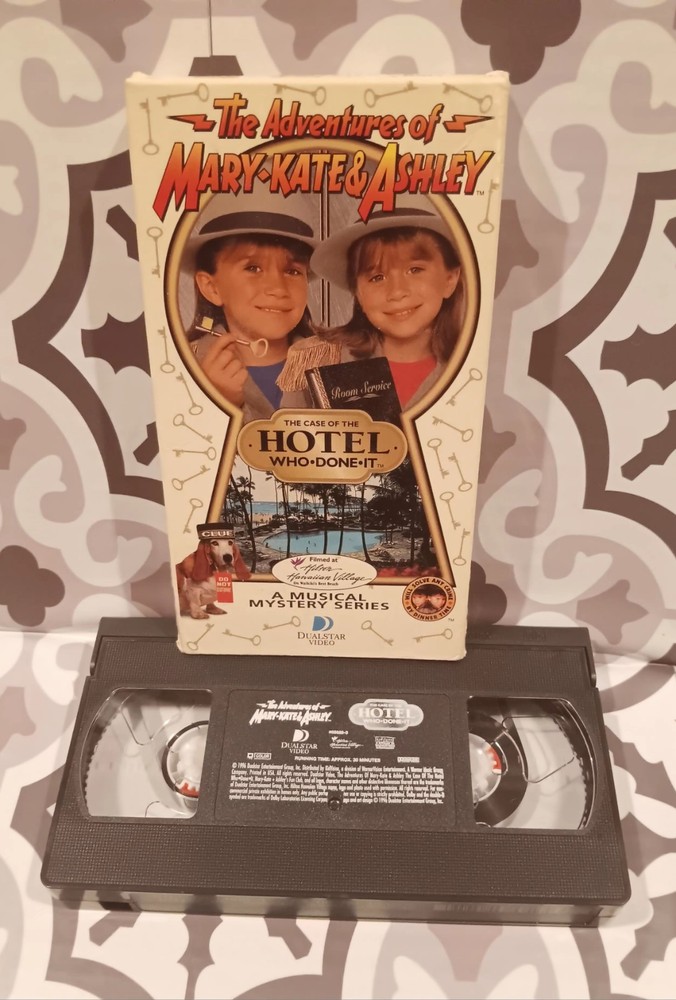 The Adventures Of Mary Kate And Ashley- The Case Of The Hotel Who Done It VHS