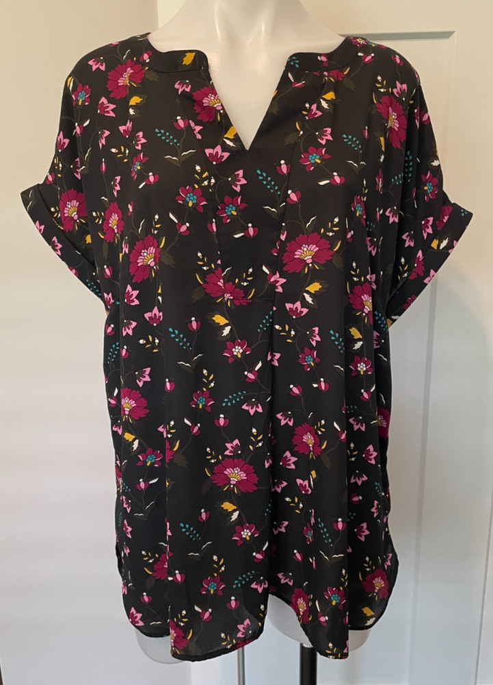 TALBOTS Womens TOP Short Sleeve BLACK Purple Yellow FLORAL Size XL