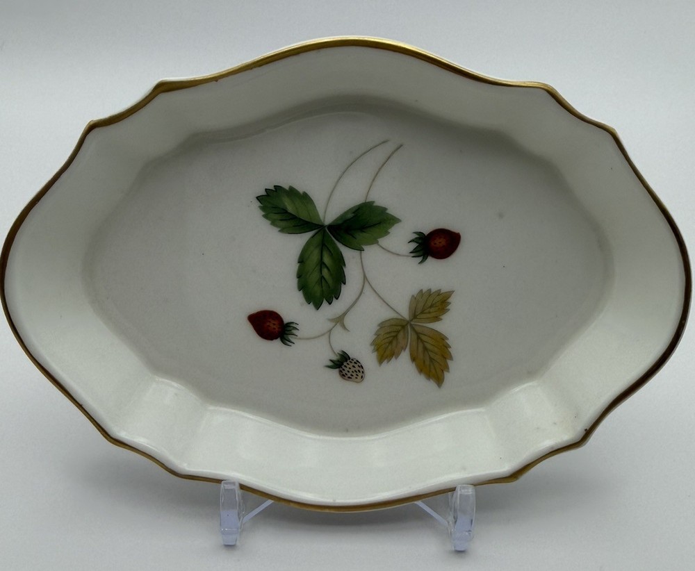 Vintage Wedgwood Bone China Wild Strawberry  Trinket Jewelry Tray Dish England
