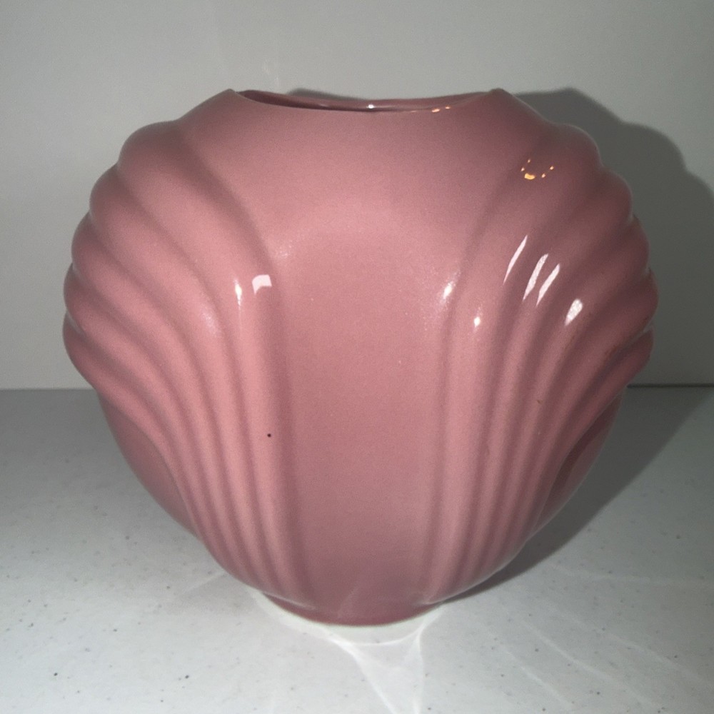 Royal Haeger Pottery Art Deco Mauve Vase