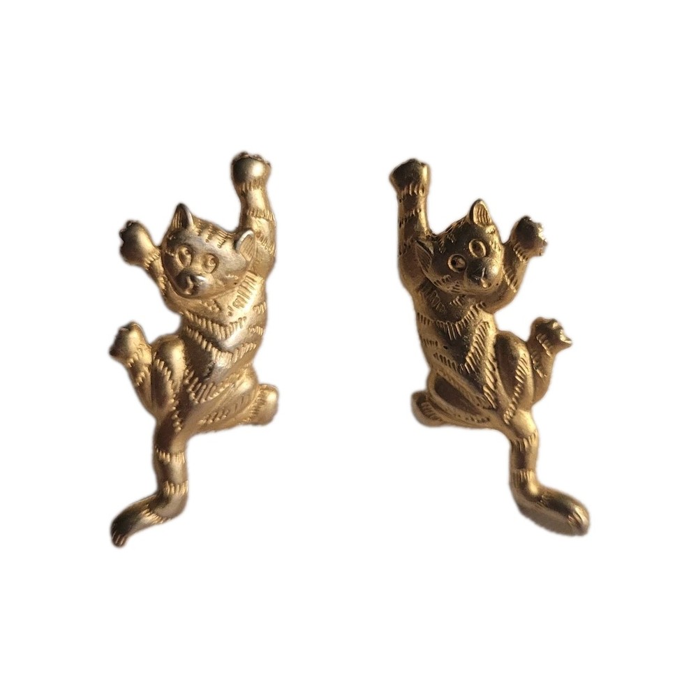 Vintage Jonette Jewerly  JJ Signed Gold-Tone Climbing Cat Stud Earrings, Kitty